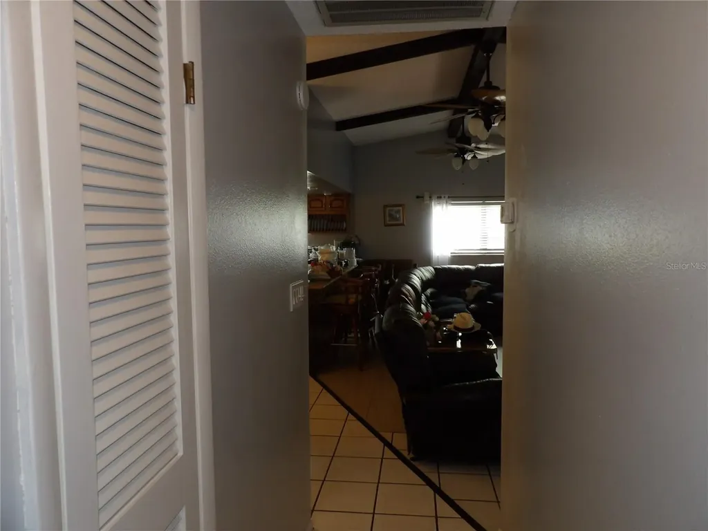 18211 Oaklawn Spring Hill FL 34610