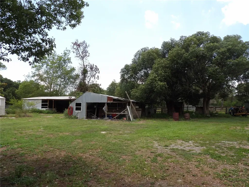 18211 Oaklawn Spring Hill FL 34610