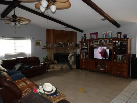 18211 Oaklawn Spring Hill FL 34610