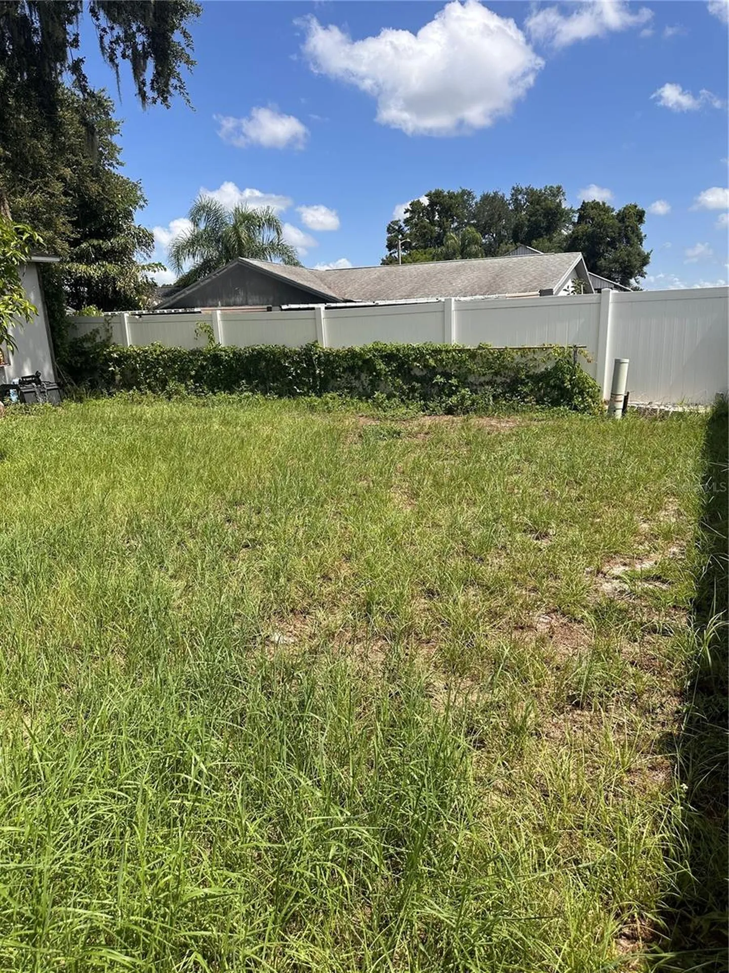 8848 Oak Circle Tampa FL 33615