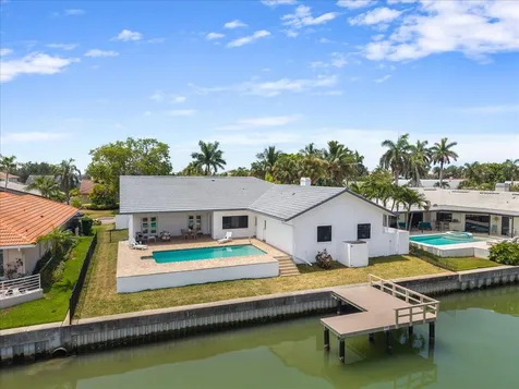 4973 60th Avenue S St Petersburg FL 33715