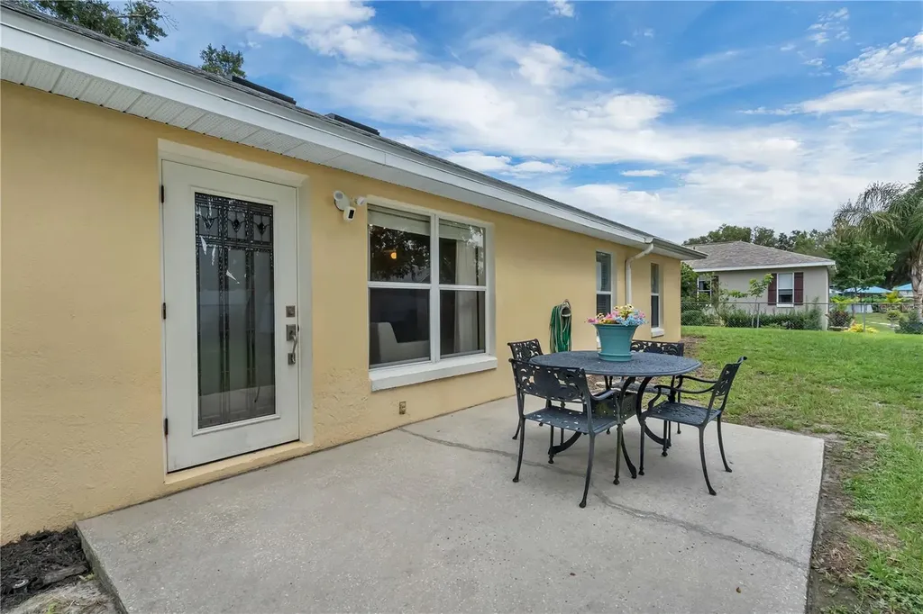5945 White Tail Loop Lakeland FL 33811