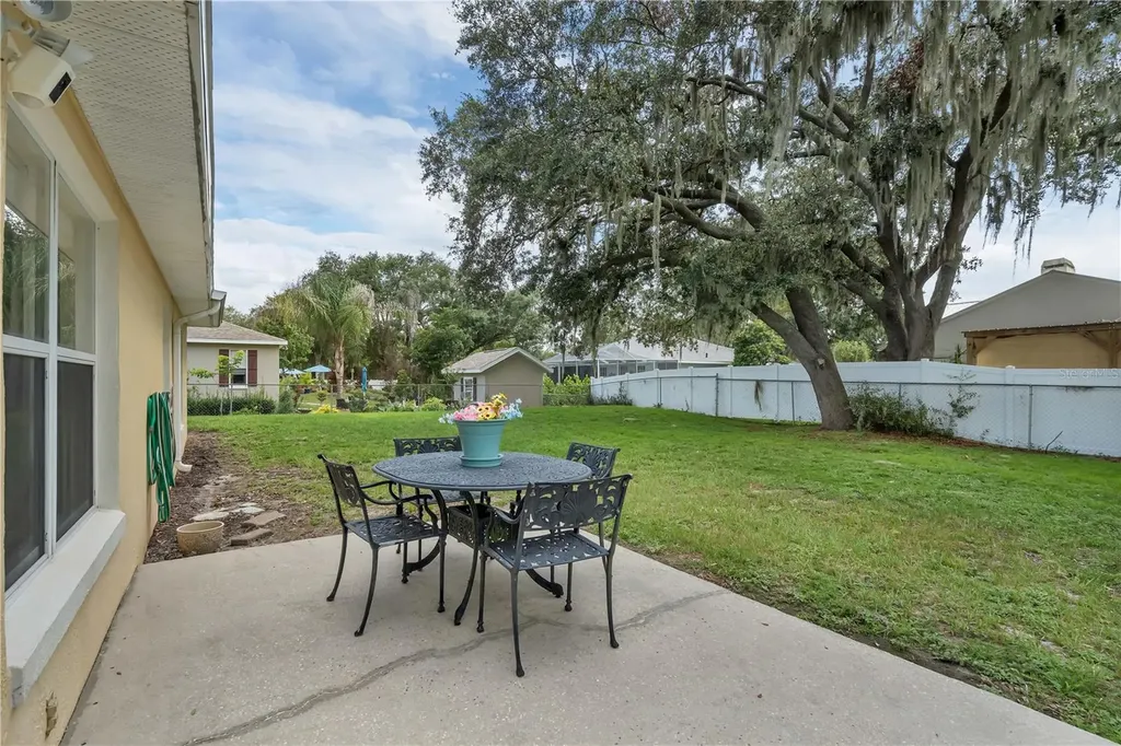 5945 White Tail Loop Lakeland FL 33811