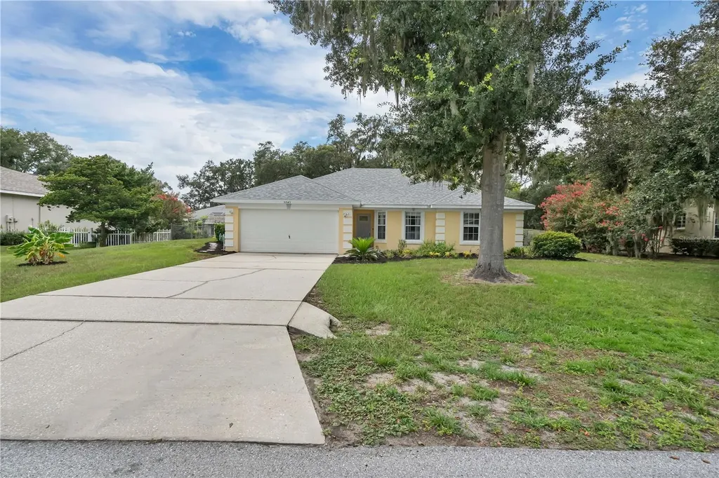 5945 White Tail Loop Lakeland FL 33811