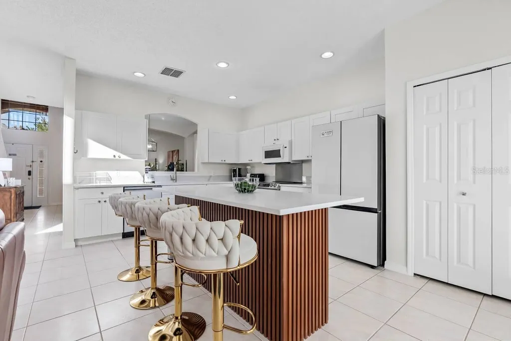 4692 Golden Beach Court Kissimmee FL 34746