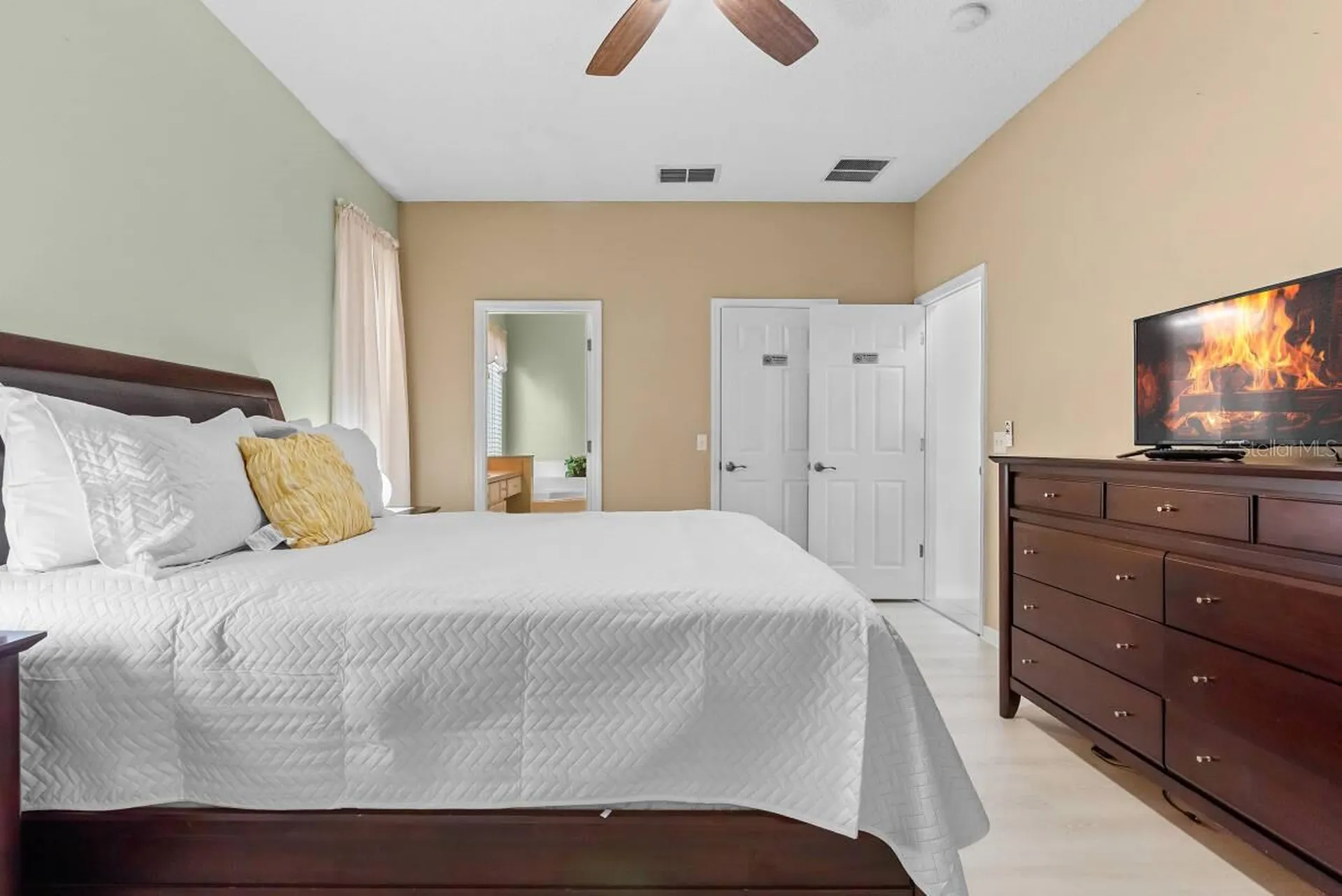 4692 Golden Beach Court Kissimmee FL 34746