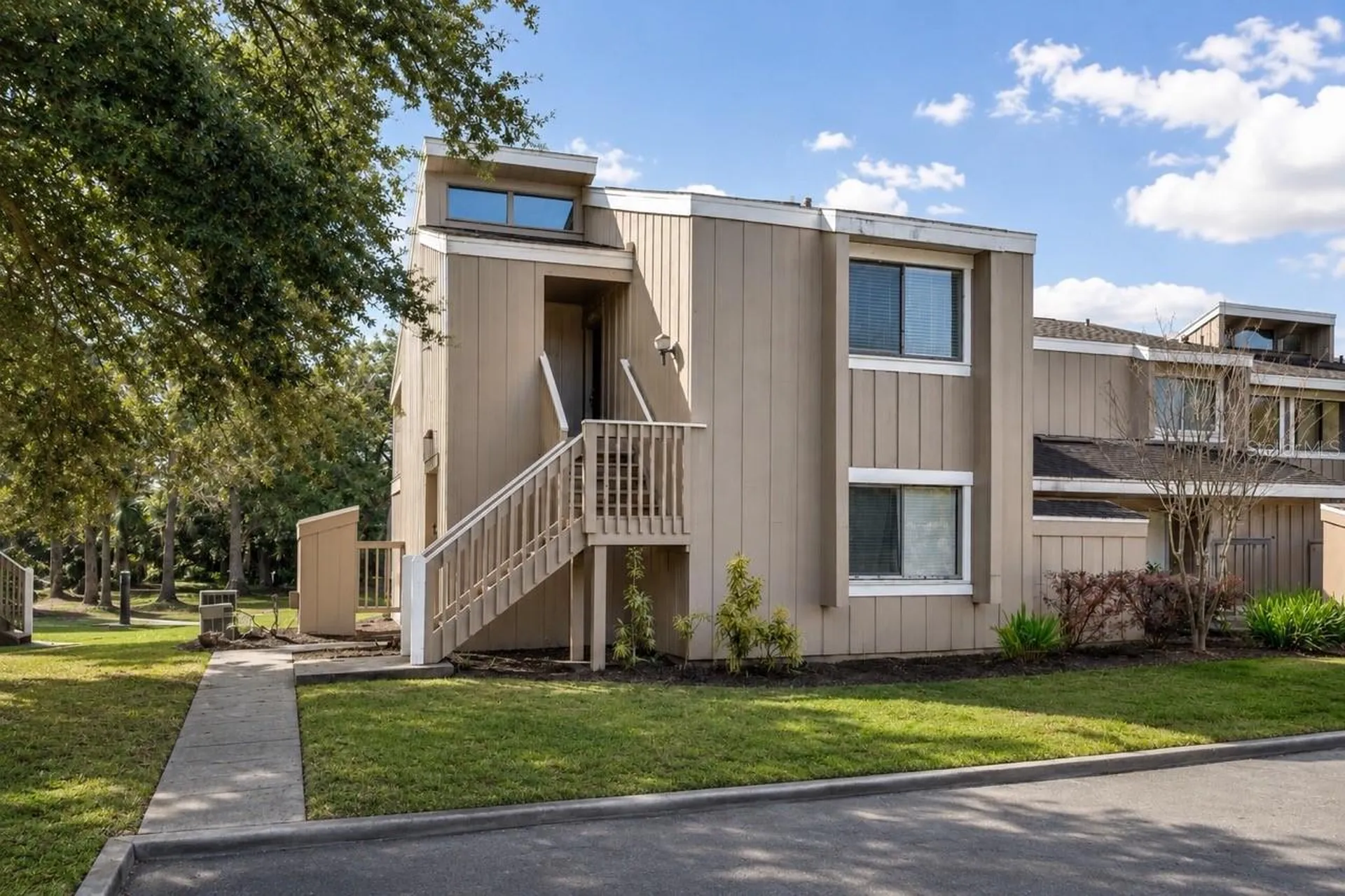 6120 Peregrine Avenue Orlando FL 32819