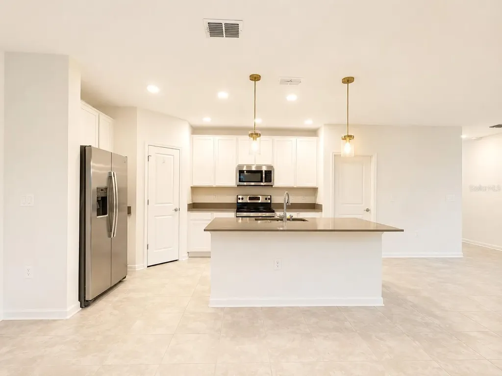 231 Brave Road Davenport FL 33837