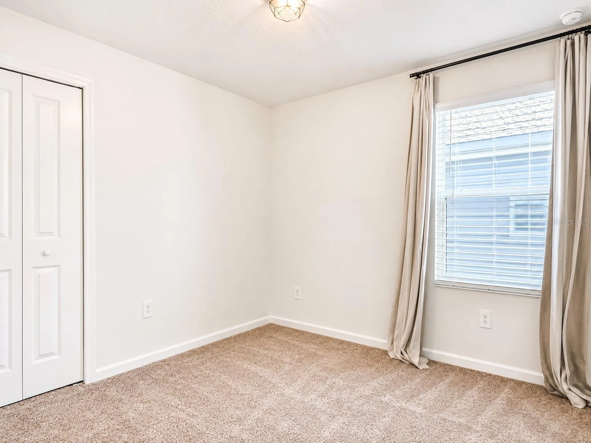 231 Brave Road Davenport FL 33837