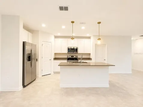 231 Brave Road Davenport FL 33837