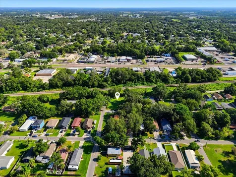 10 S Forest Street Plant City FL 33563
