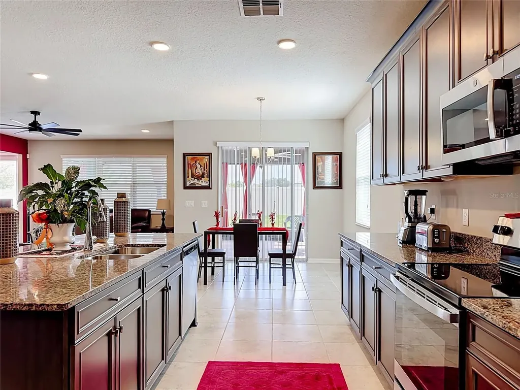 4923 Eagle Rock Drive Wimauma FL 33598