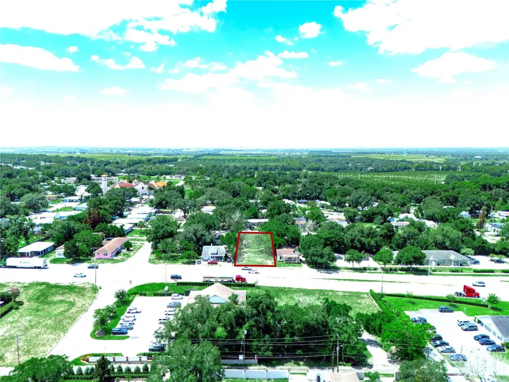 60 E Street Lake Wales FL 33855