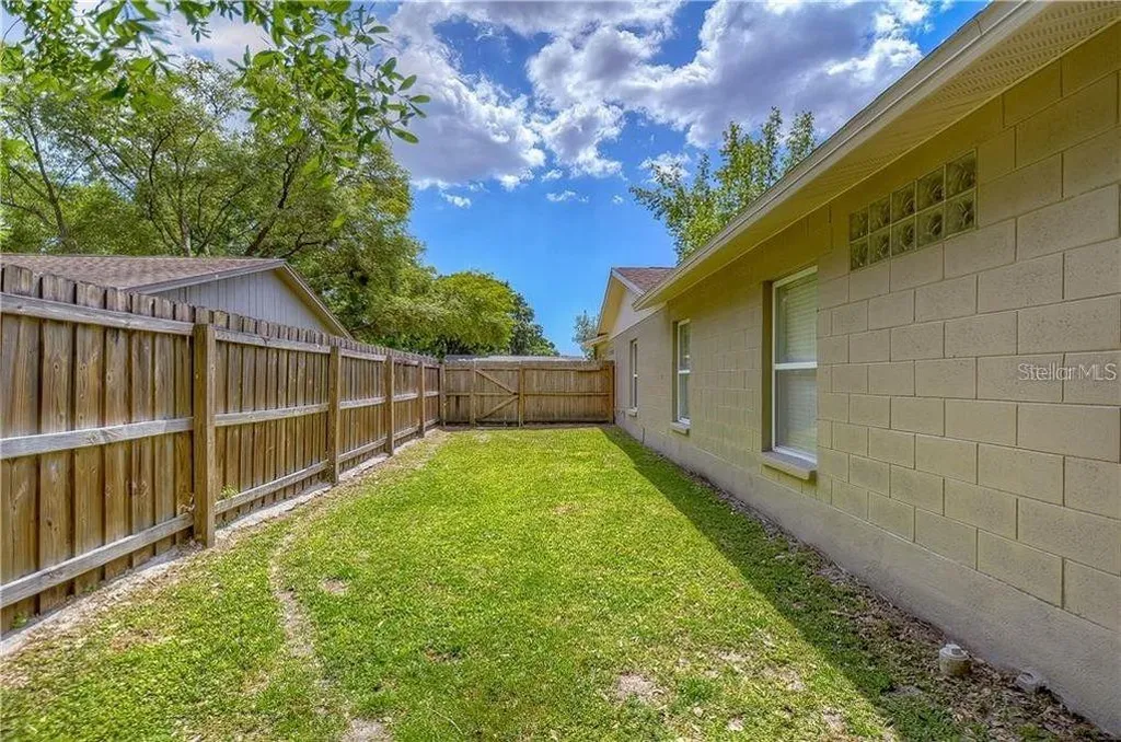5121 Ellendale Avenue Tampa FL 33625