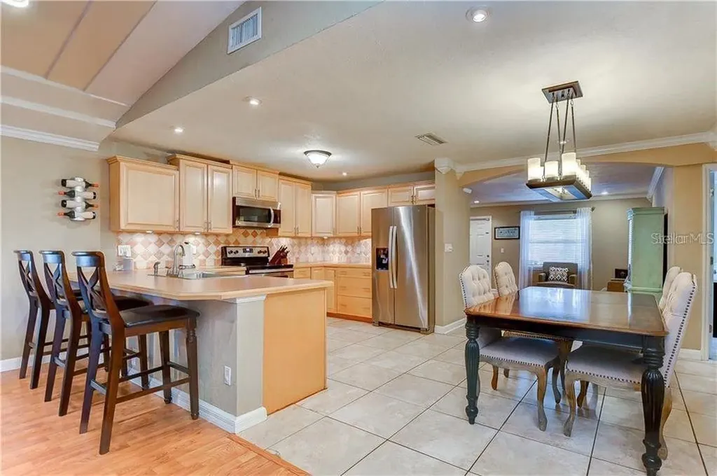5121 Ellendale Avenue Tampa FL 33625