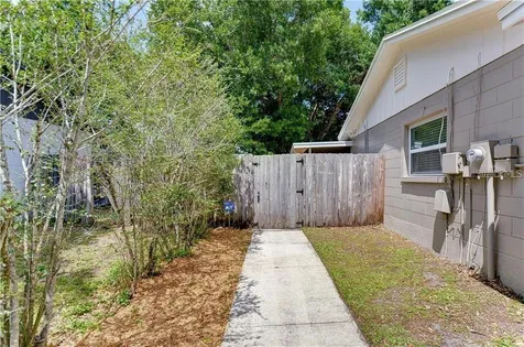 5121 Ellendale Avenue Tampa FL 33625