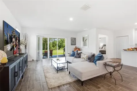 1111 Oak Bluff Drive Davenport FL 33837