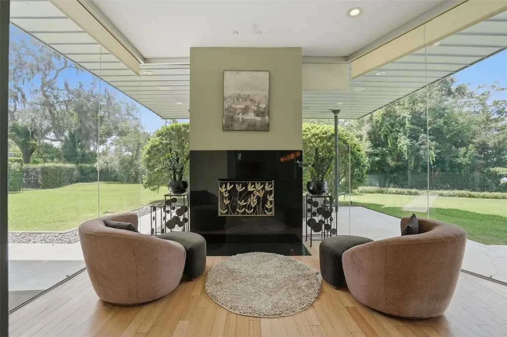 2821 Linthicum Place Tampa FL 33618