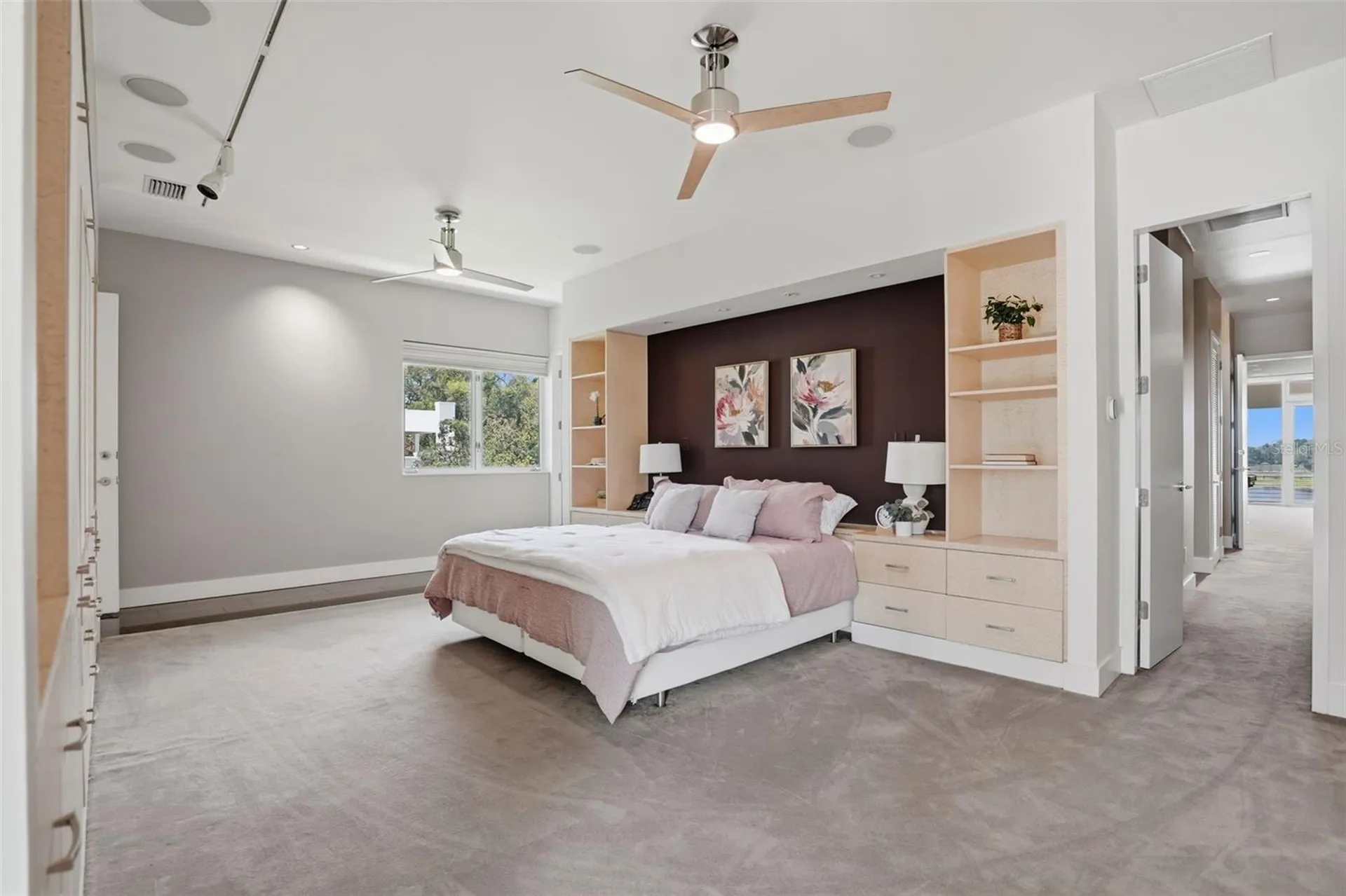 2821 Linthicum Place Tampa FL 33618
