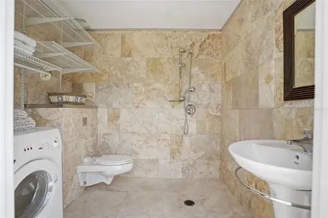 2821 Linthicum Place Tampa FL 33618