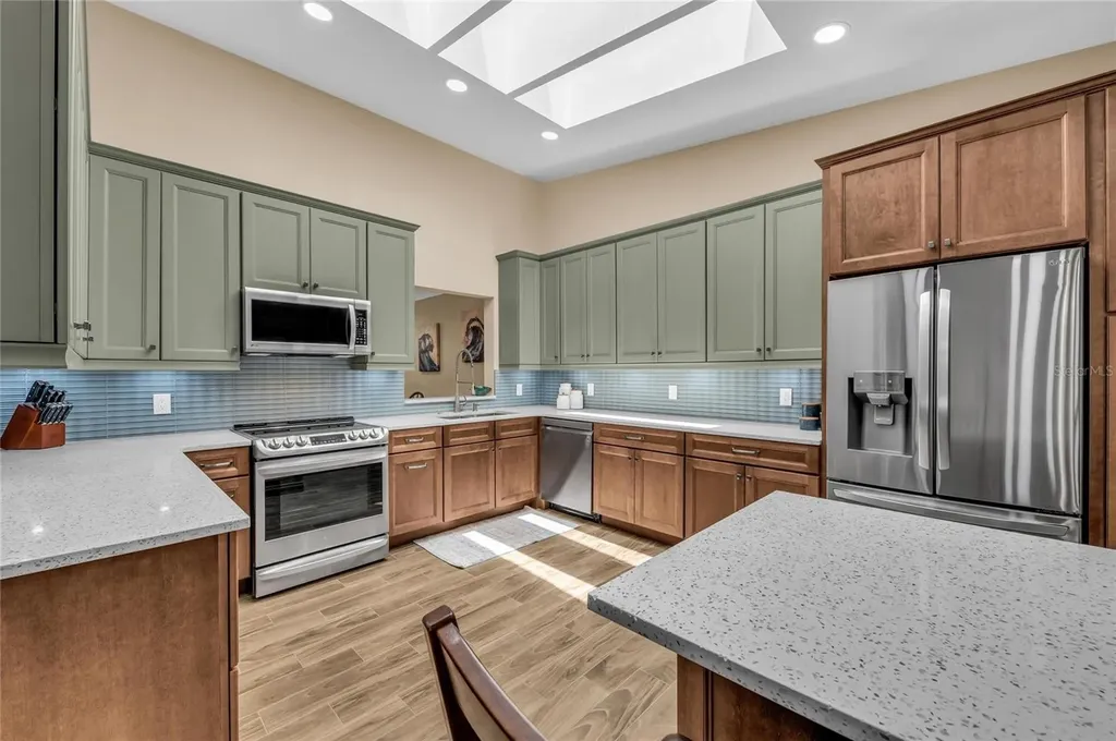 2350 Harbour Oaks Drive Longboat Key FL 34228