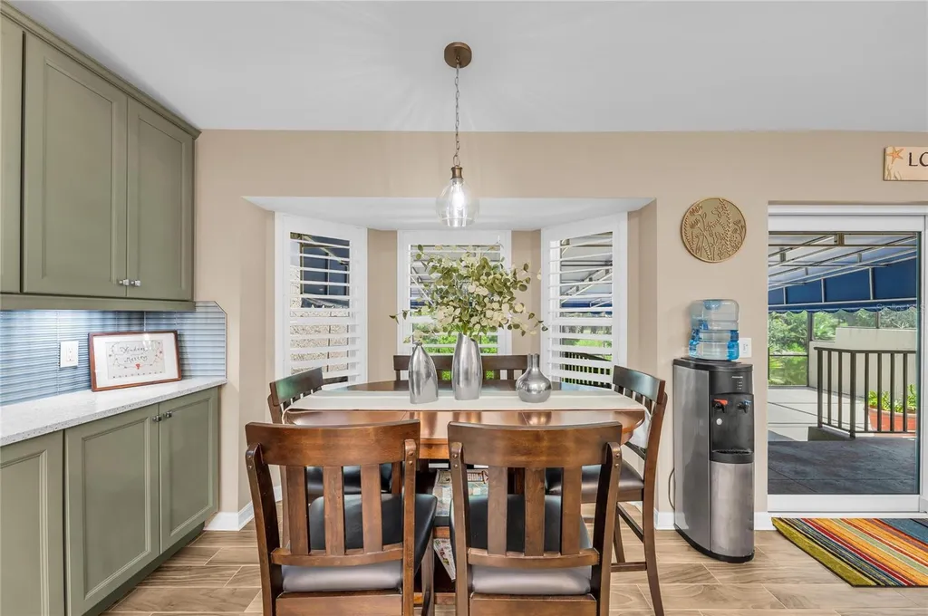 2350 Harbour Oaks Drive Longboat Key FL 34228