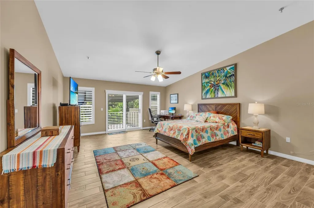 2350 Harbour Oaks Drive Longboat Key FL 34228