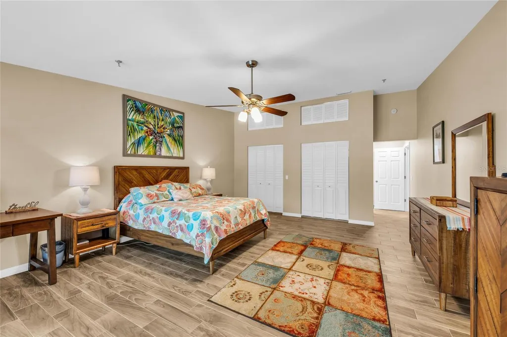 2350 Harbour Oaks Drive Longboat Key FL 34228