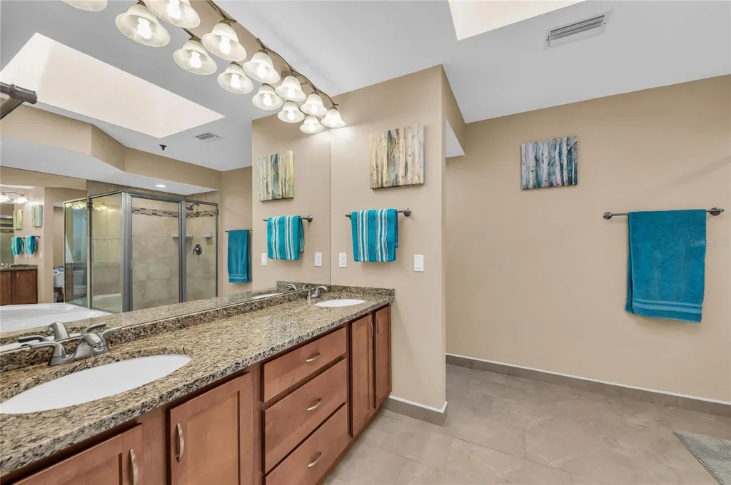 2350 Harbour Oaks Drive Longboat Key FL 34228