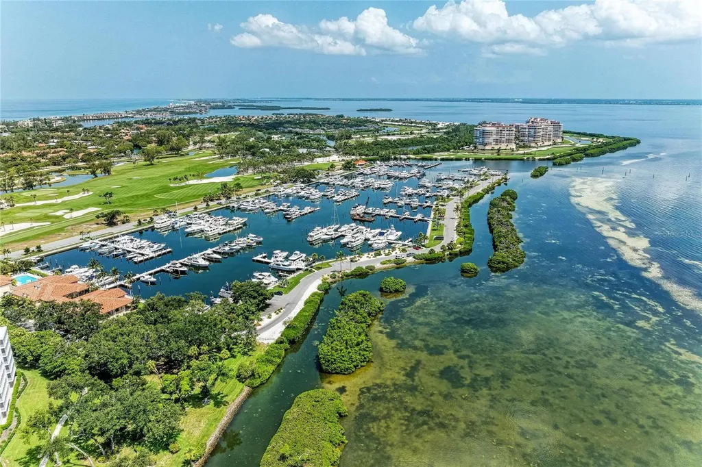 2350 Harbour Oaks Drive Longboat Key FL 34228