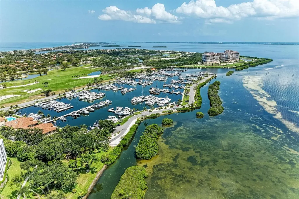 2350 Harbour Oaks Drive Longboat Key FL 34228