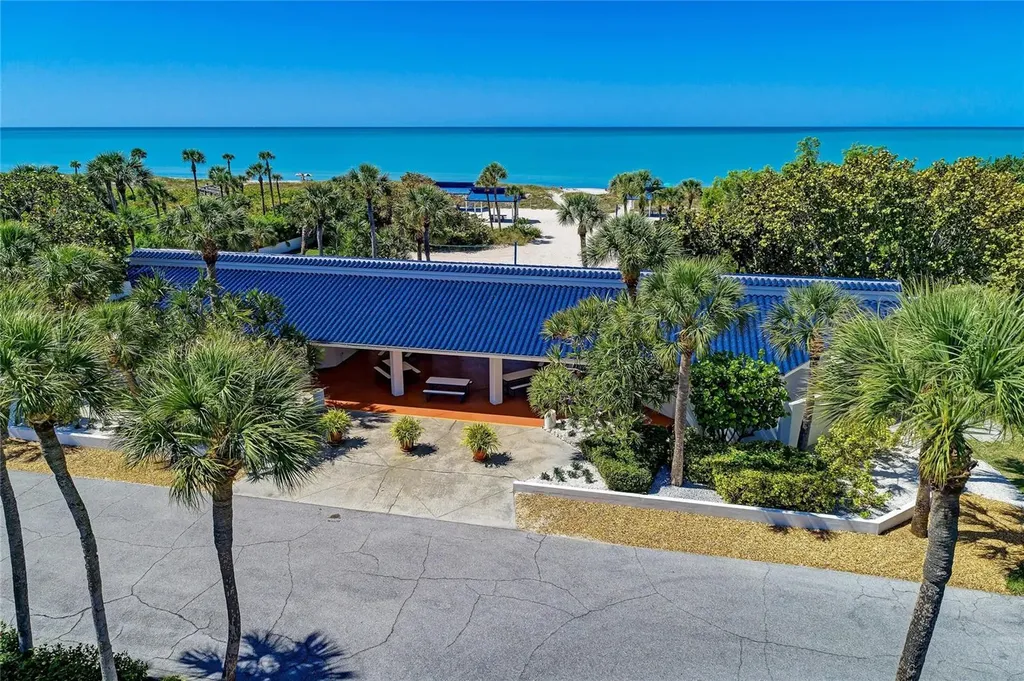 2350 Harbour Oaks Drive Longboat Key FL 34228
