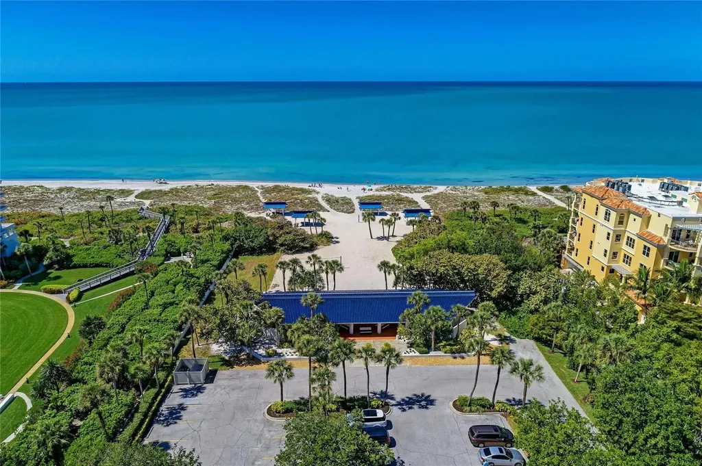 2350 Harbour Oaks Drive Longboat Key FL 34228