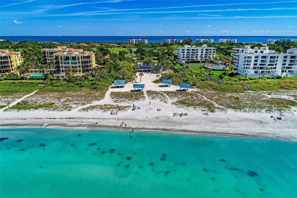 2350 Harbour Oaks Drive Longboat Key FL 34228