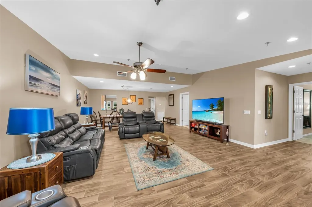 2350 Harbour Oaks Drive Longboat Key FL 34228