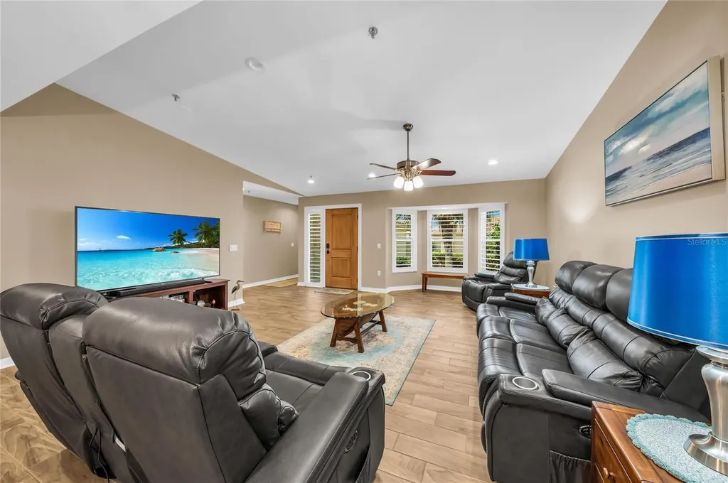 2350 Harbour Oaks Drive Longboat Key FL 34228