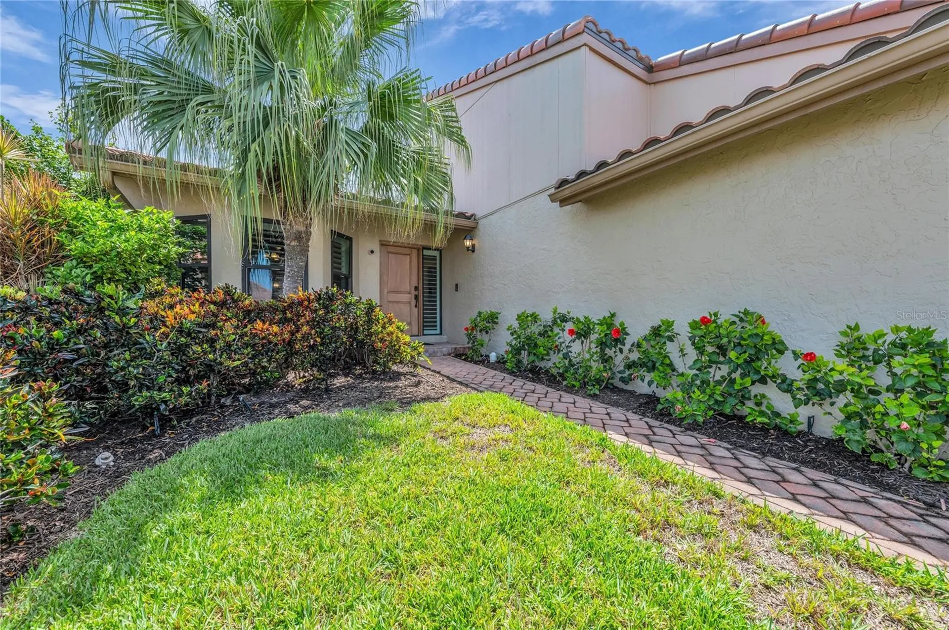 2350 Harbour Oaks Drive Longboat Key FL 34228
