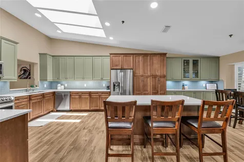 2350 Harbour Oaks Drive Longboat Key FL 34228