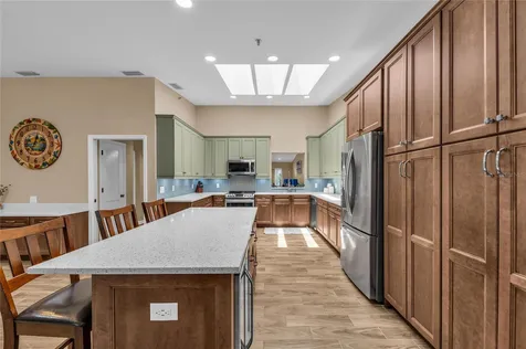 2350 Harbour Oaks Drive Longboat Key FL 34228
