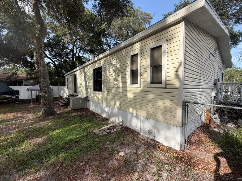 40235 Overlook Drive Eustis FL 32736