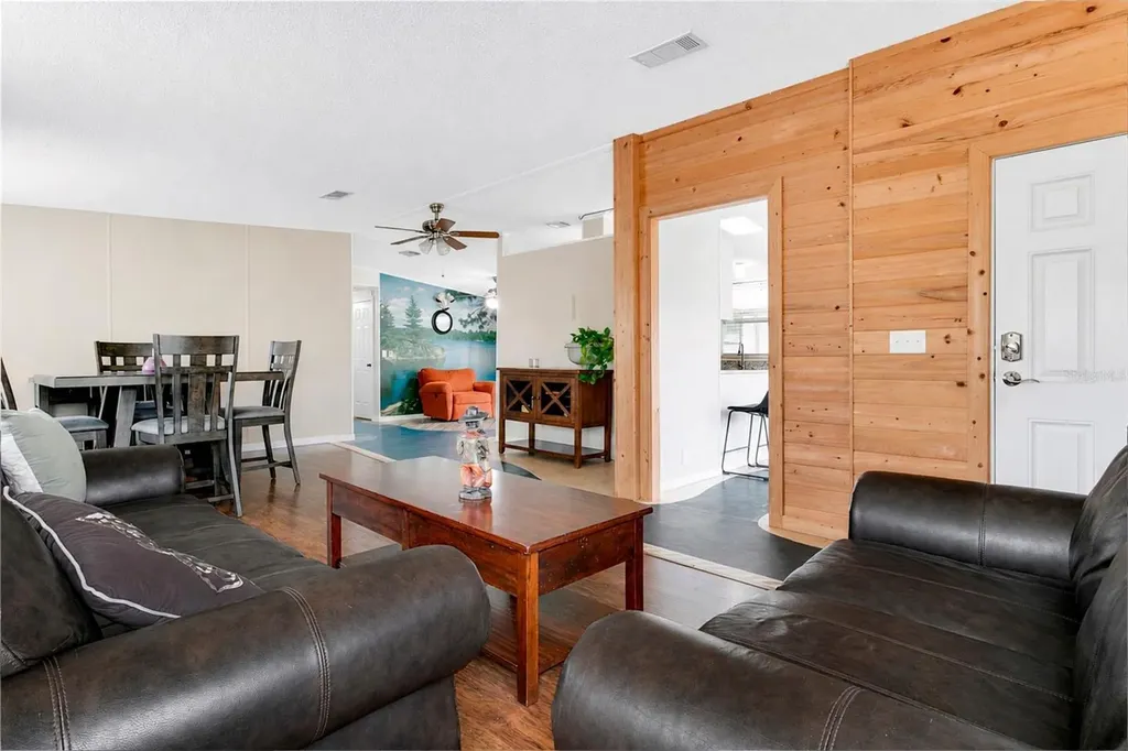169 Pine Tree Drive Debary FL 32713