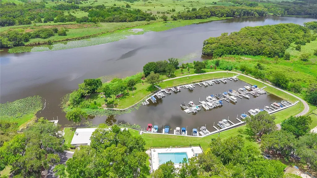 169 Pine Tree Drive Debary FL 32713