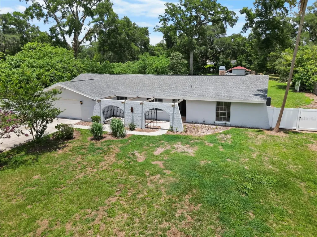 3104 Fairlea Lane Valrico FL 33596