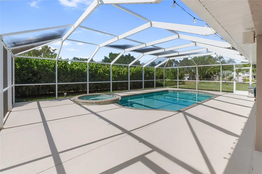 502 Saint Andrews Drive Sarasota FL 34243