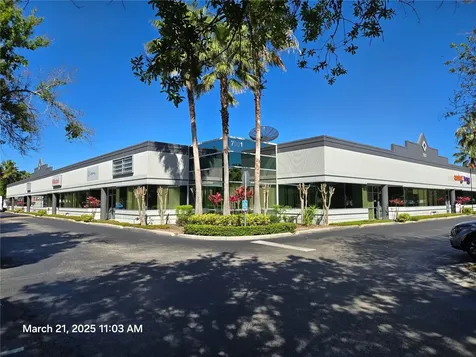 7901 Kingspointe Parkway Orlando FL 32819