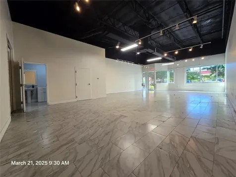 7901 Kingspointe Parkway Orlando FL 32819
