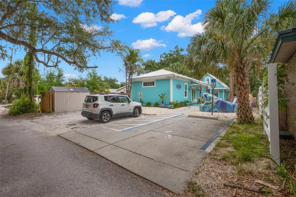135 4th Avenue N Safety Harbor FL 34695