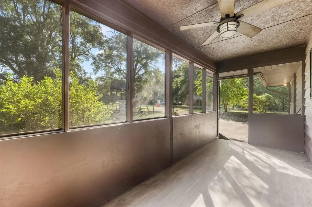 79 NW 55th Avenue Bell FL 32619