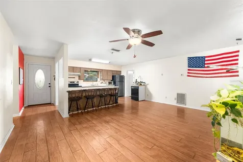 79 NW 55th Avenue Bell FL 32619