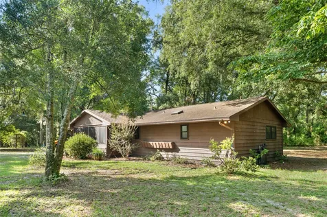 79 NW 55th Avenue Bell FL 32619